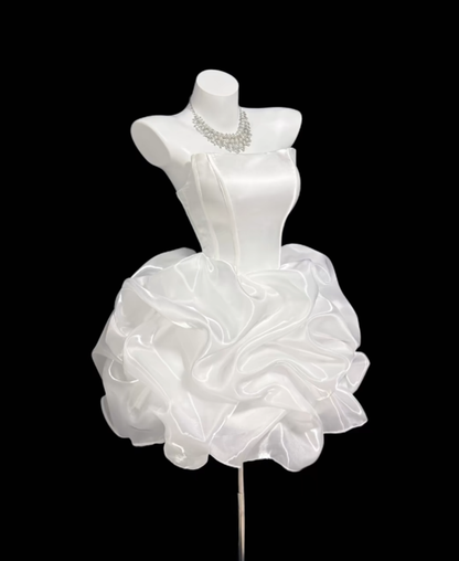 Jolie robe de bal bustier blanche pour femmes, filles, adolescentes, remise des diplômes, mini, inspiration pour les seniors, tenues d'anniversaire pour 16 ans, robes de bal de promo RB3086