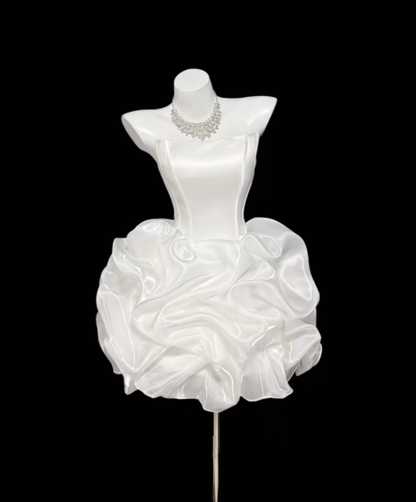 Jolie robe de bal bustier blanche pour femmes, filles, adolescentes, remise des diplômes, mini, inspiration pour les seniors, tenues d'anniversaire pour 16 ans, robes de bal de promo RB3086