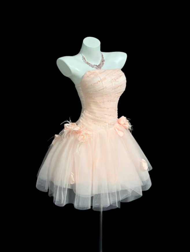 Robe de bal bustier esthétique rose poudré idées de tenues pour les 16 ans des adolescentes, inspiration courte robe de hoco robes de bal RB3089