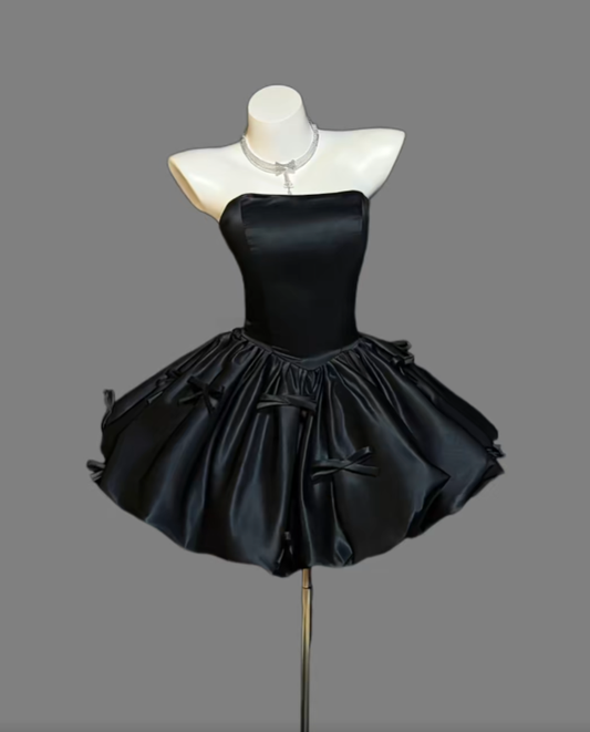 Pretty Ball Gown Strapless Little Black Dress For Women Girls Teens Graduation Inspo Short 16th Birthday Outfits With Bow Homecoming Dresses RB3092