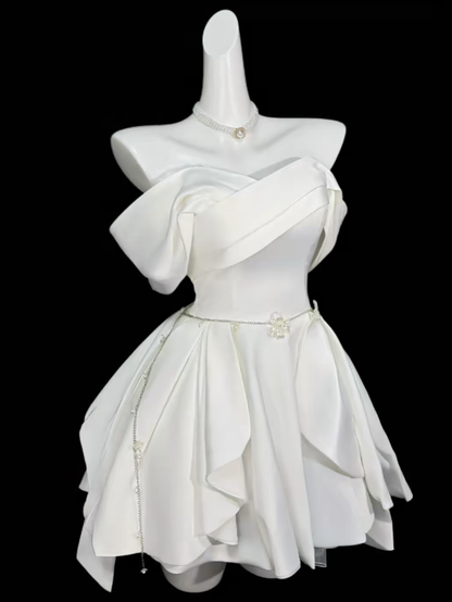 Pretty Ball Gown Off The Shoulder White Mini University Ideas Homecoming Dress Inspo Short High School Senior Graduation Outfit RB7024