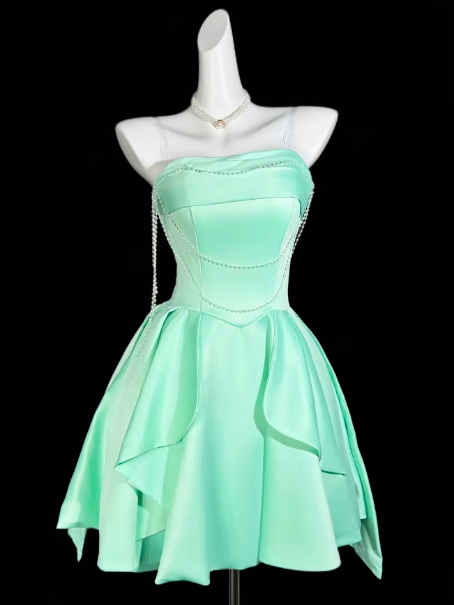Charming Ball Gown Strapless Green Satin Mini University Ideas Homecoming Dress Inspo Short Birthday Dresses Senior Graduation Outfit RB7045