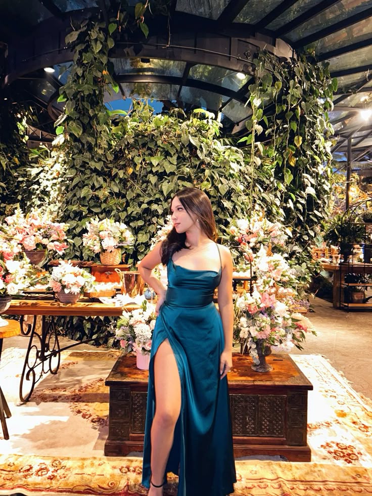 Robe de bal sirène sexy à bretelles spaghetti et fente en satin, tenue de soirée pour 21e anniversaire, robe de remise de diplôme, RB783