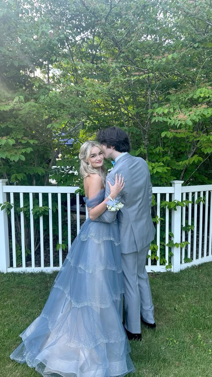 Robe de bal mignonne à épaules dénudées, en tulle bleu poudré, tenue de soirée pour 20e anniversaire, robe de remise de diplôme RB803