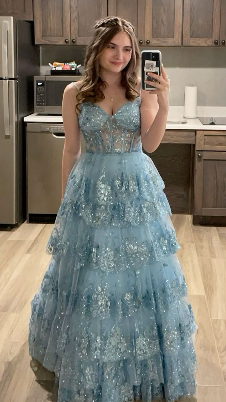 Robe de bal élégante à bretelles spaghetti, bleu ciel clair, paillettes, robe de soirée, tenue de 20e anniversaire, robe de remise de diplôme, RB866