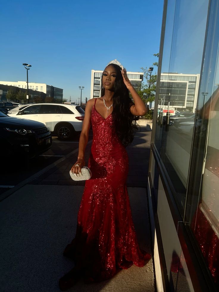 Robe de bal sirène scintillante à bretelles spaghetti bordeaux et paillettes, tenue de fête pour 21e anniversaire, robe de remise de diplôme RB903