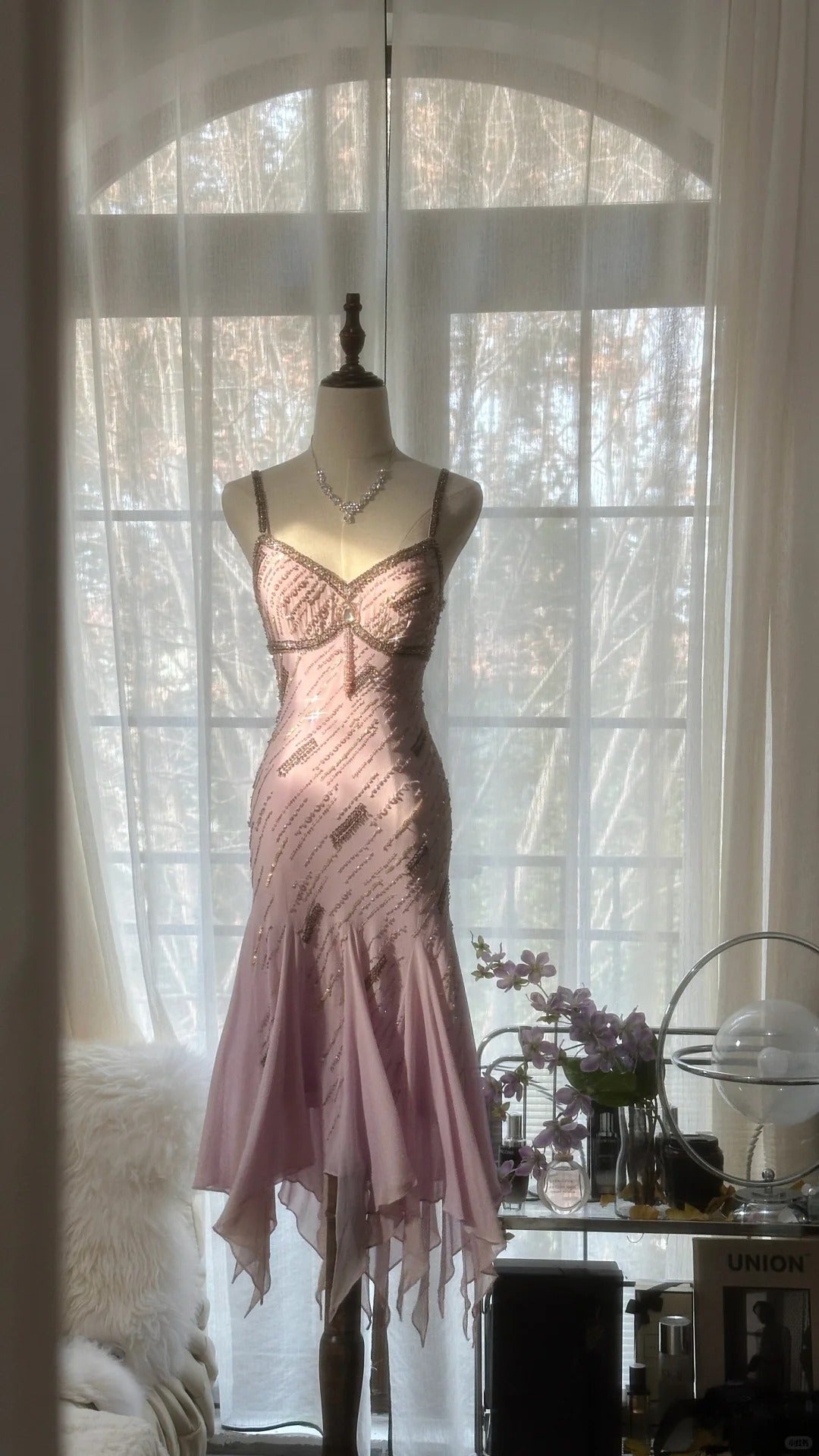 Vintage Pink Spaghetti Strap Sheath Beaded Chiffon Short Prom Dresses RF01010