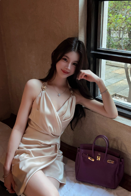 Fashion Champagne Halter Neck Sheath Satin Homecoming Dress Formal Party Dress  RF01023