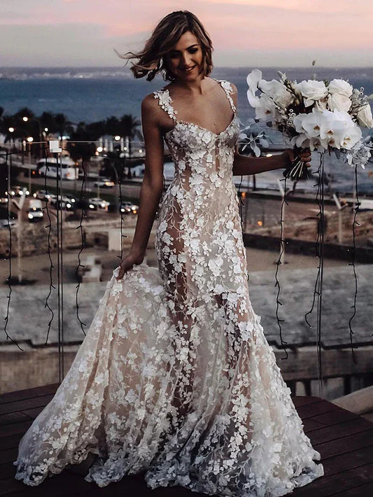 Beach Sexy Boho Wedding Dresses Court Train Mermaid / Trumpet Sleeveless V Neck Lace With Appliques RF0388