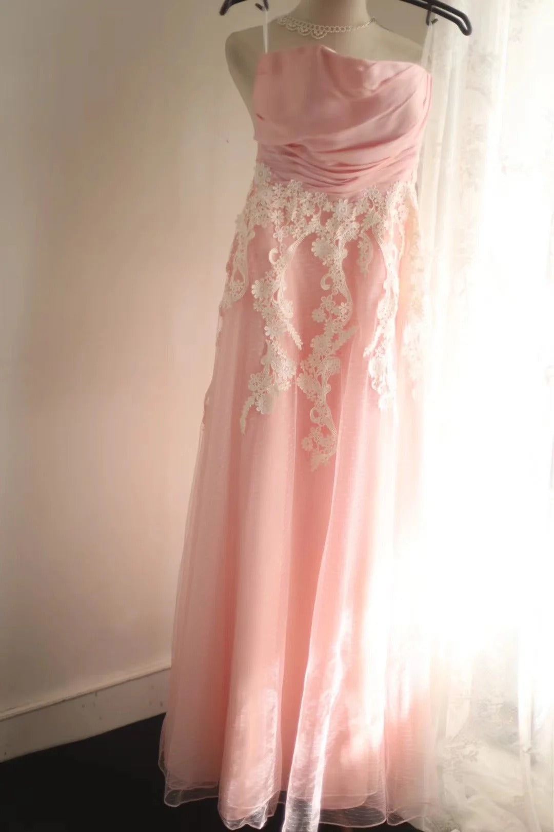 Sweet Pink Satin Lace Strapsless Applique A-Line Evening Dress Wedding Dress RF0414