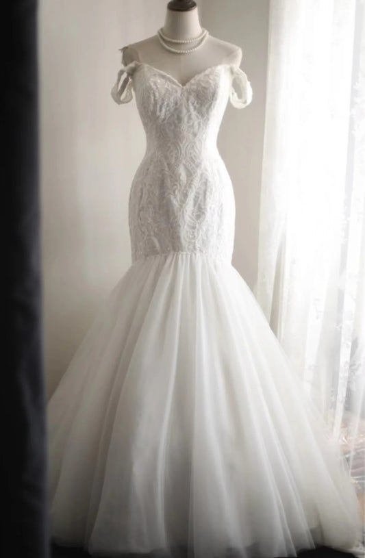 Elegant White Mermaid Off-the-shoulder Tulle Lace Applique Wedding Dress RF0415