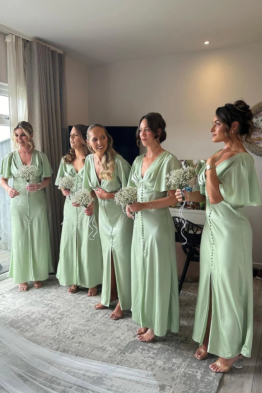 Simple Sheath V Neck Light Green Satin Bridesmaid Dresses RF0416