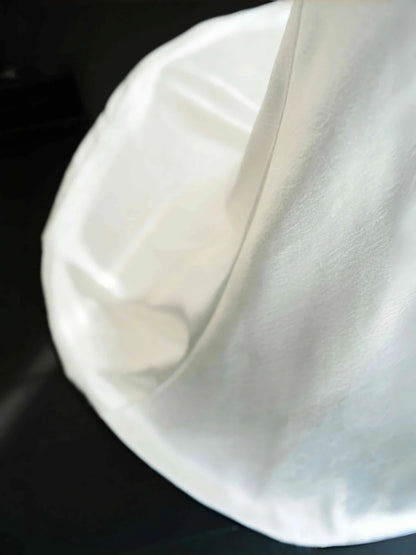 Elegantes weißes Meerjungfrau-Abendkleid aus Satin mit U-Ausschnitt – RF0461