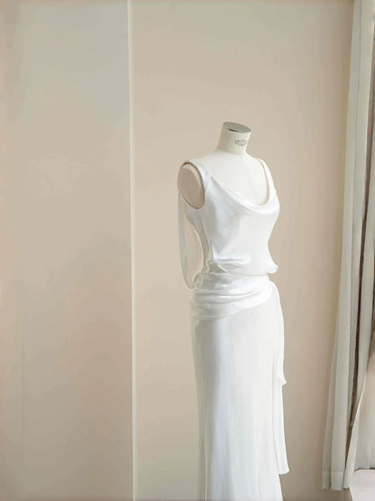 Elegantes weißes Meerjungfrau-Abendkleid aus Satin mit U-Ausschnitt – RF0461