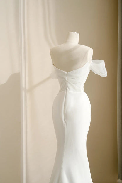 Charming White Mermaid Satin Strapless Wedding Dress Formal Evening Dress RF0485
