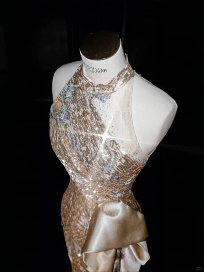 Robe de soirée élégante en satin à paillettes, col licou, coupe fourreau champagne, RF0504