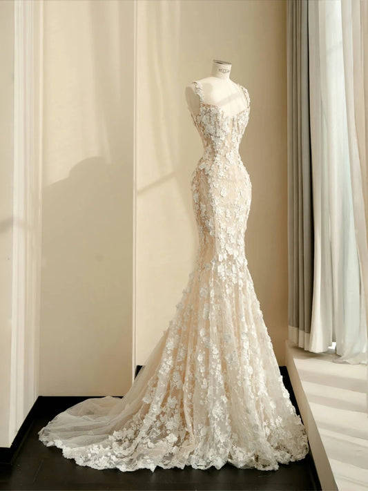 Robe de mariée sirène blanche élégante à bretelles spaghetti en tulle brodé avec des appliques et une traîne RF0513