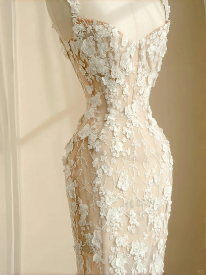 Elegant White Spaghetti Straps Tulle Embroidered Applique Mermaid Train Wedding Dress RF0513