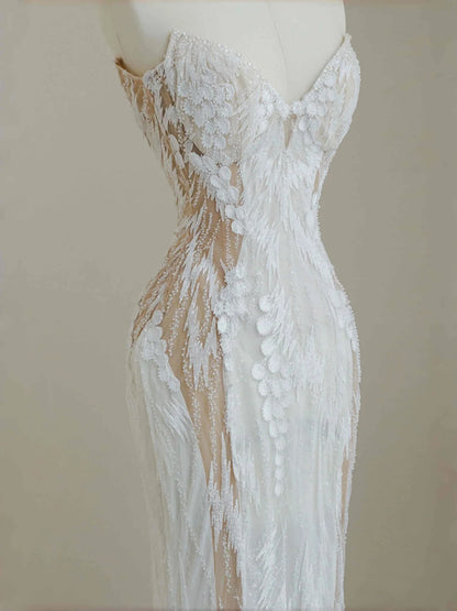 Robe de mariée sirène blanche élégante, bustier, en tulle et perles, avec appliques RF0516