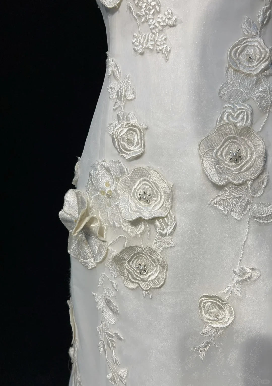 Simple White Strapless A-Line Tulle Applique Train Wedding Dress RF0585