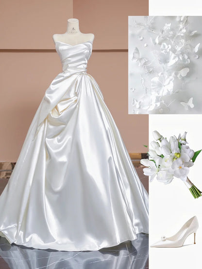 Schlichtes weißes trägerloses A-Linien-Brautkleid aus Satin RF0615