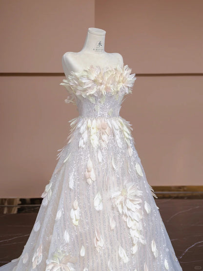 Gorgeous Light Champagne A-Line Strapless Tulle Sequined Wedding Dress RF0619