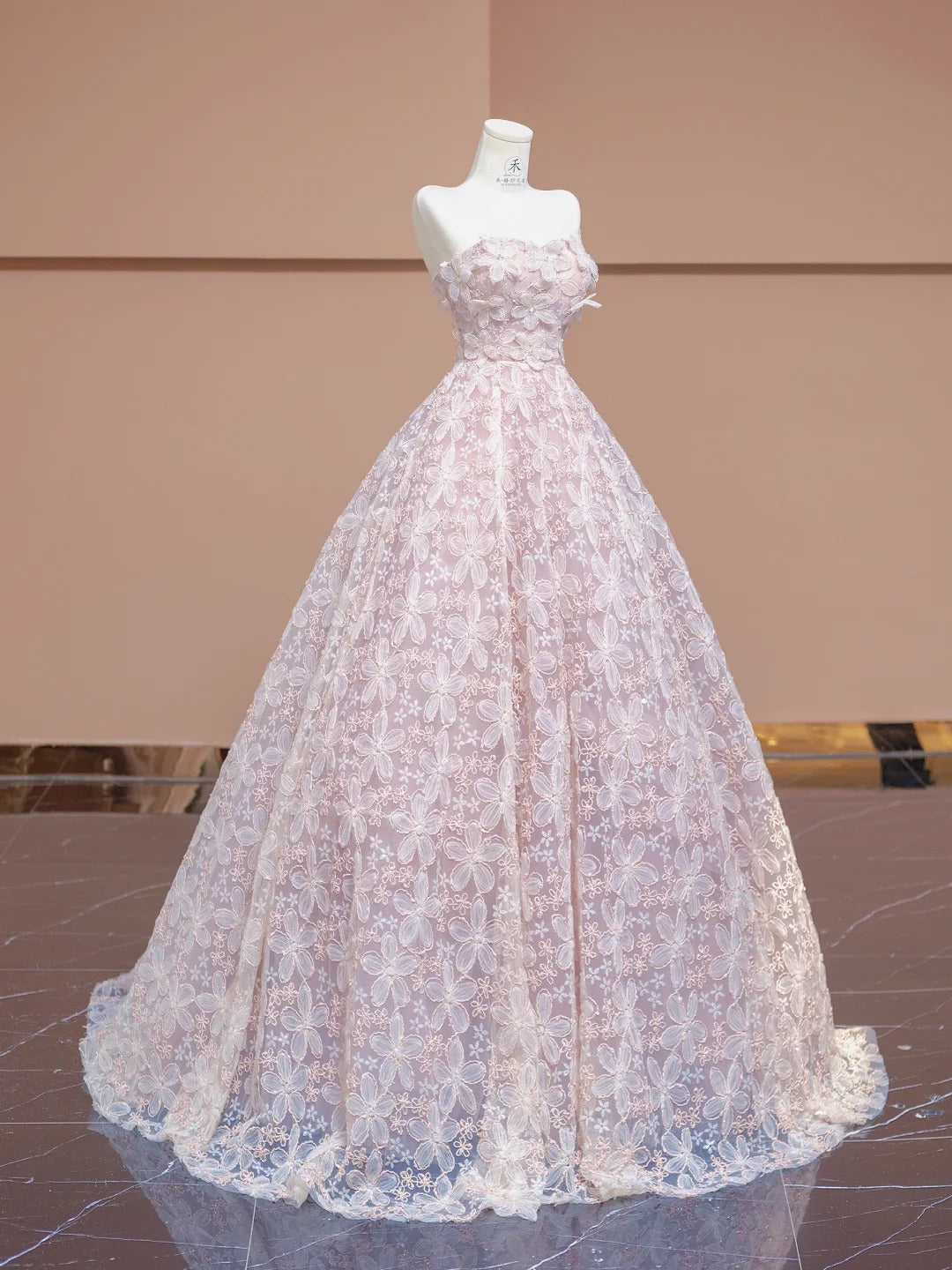 Sweet Pink A-Line Tulle Strapless Sequined Train Wedding Dress with Appliques RF0640