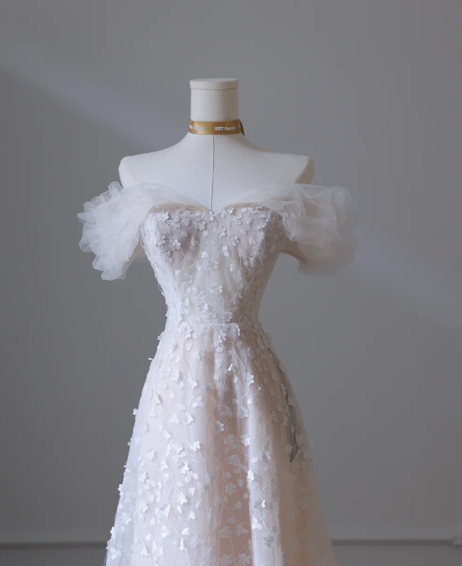 Elegant White Off Shoulder A-Line Tulle Appliques Long Wedding Dresses Formal Evening Gowns RF0666