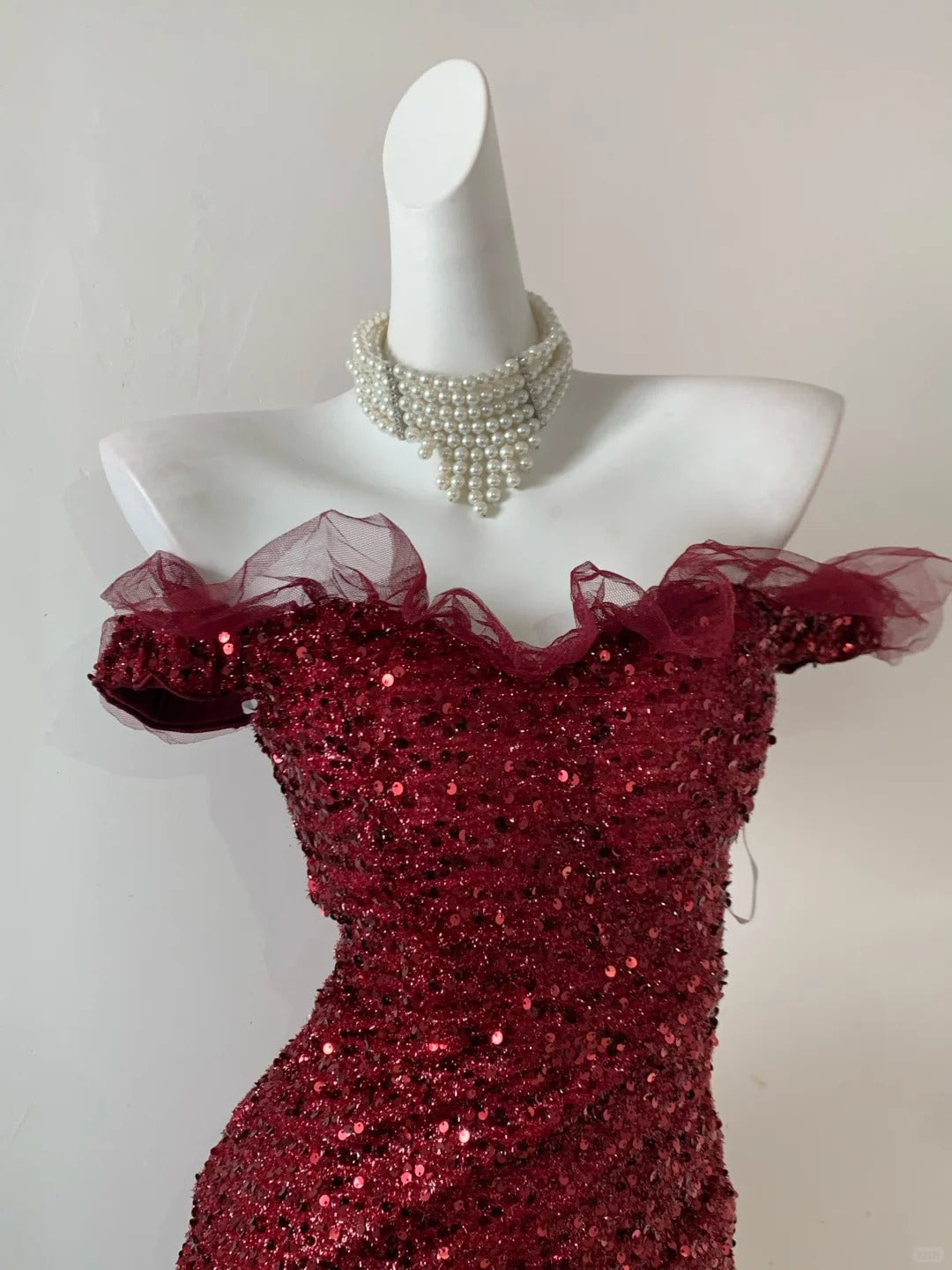 Superbe robe de soirée sirène bordeaux à épaules dénudées et sequins, robe de bal RF0706