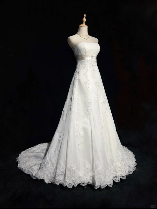 Beautiful White Strapless A-Line Lace Tulle Wedding Dress RF0731