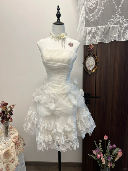 Sweet White Strapless A-Line Tulle Short Prom Dresses Homecoming Dresses with Appliques RF0784