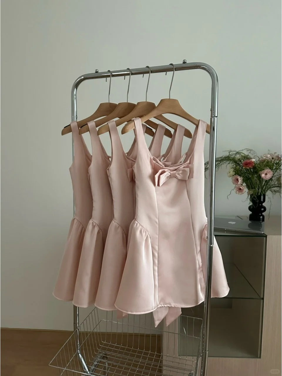 Süßes rosa A-Linie Satin Ballkleid mit quadratischem Ausschnitt und Schleife RF0807