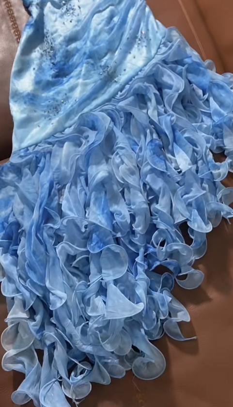 Elegante blaue trägerlose Etui-Chiffon-lange Ballkleider Vintage formale Abendkleider RF0817