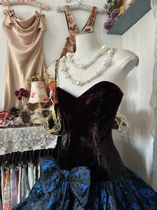 Elegant Sweetheart Neck A-Line Jacquard Satin Velvet Short Party Dress Retro Homecoming Dress RF0818