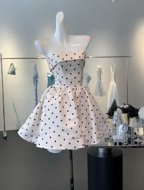 Sweet Strapless White A-Line Polka Dot Satin Short Party Dress Homecoming Dresses RF0819
