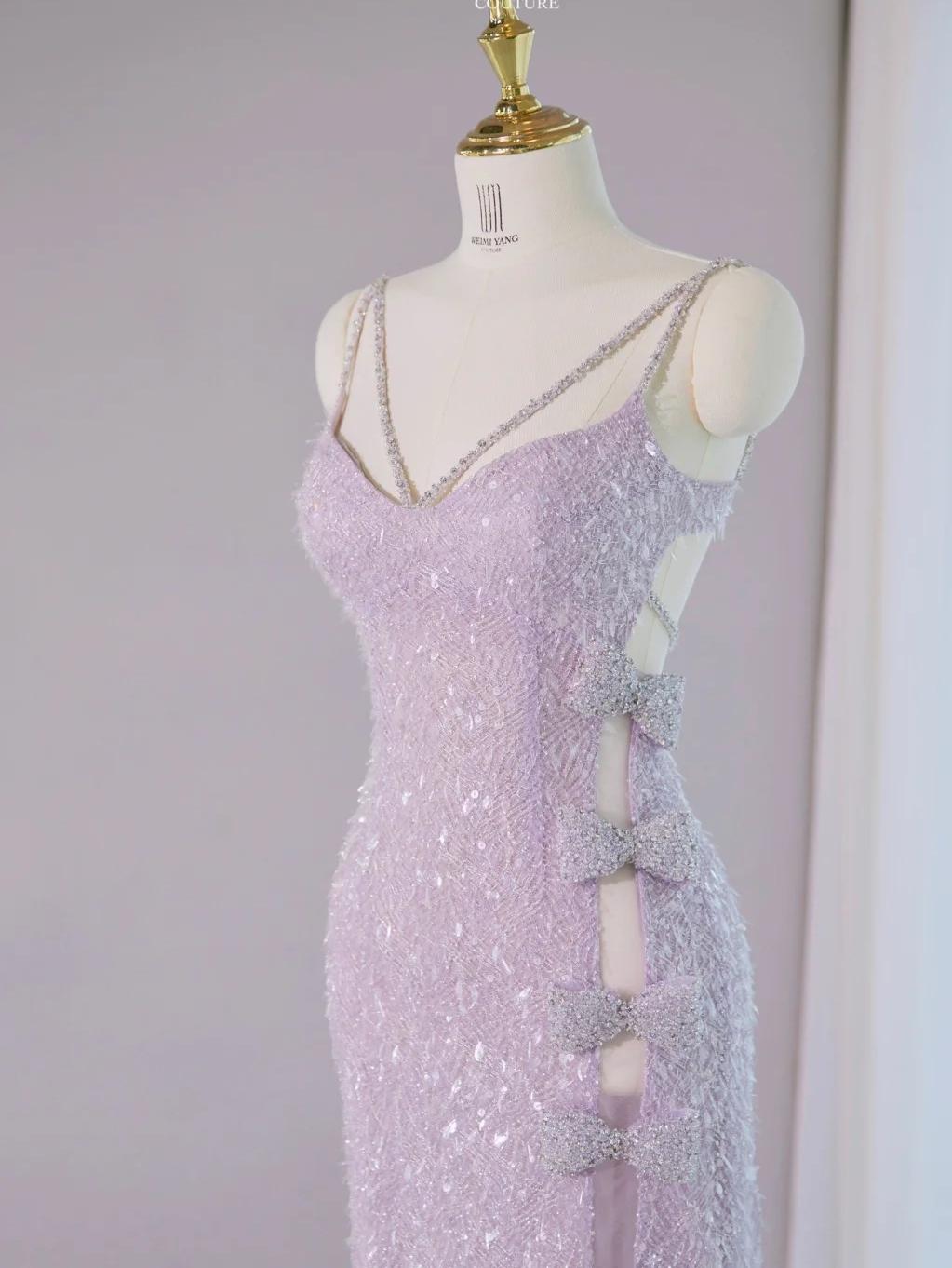 Wunderschönes hellviolettes Etuikleid mit V-Ausschnitt, Spitze und Perlen, lange Ballkleider, formelle Abendkleider mit Schlitzen RF0826