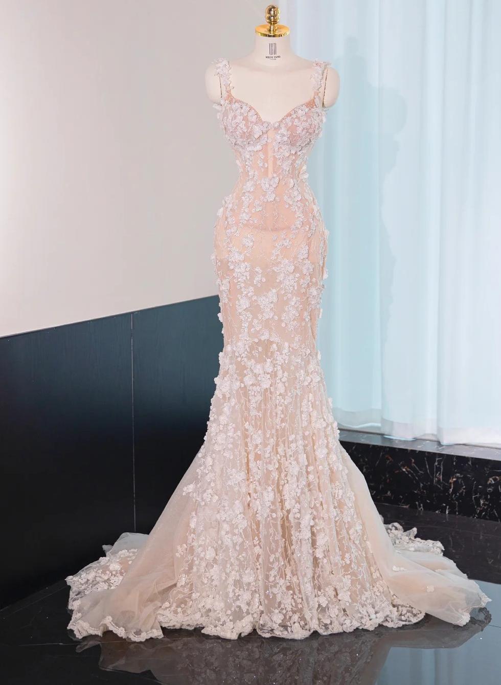 Stunning Champagne Sweetheart Mermaid Tulle Train Wedding Dress with Appliques RF0829