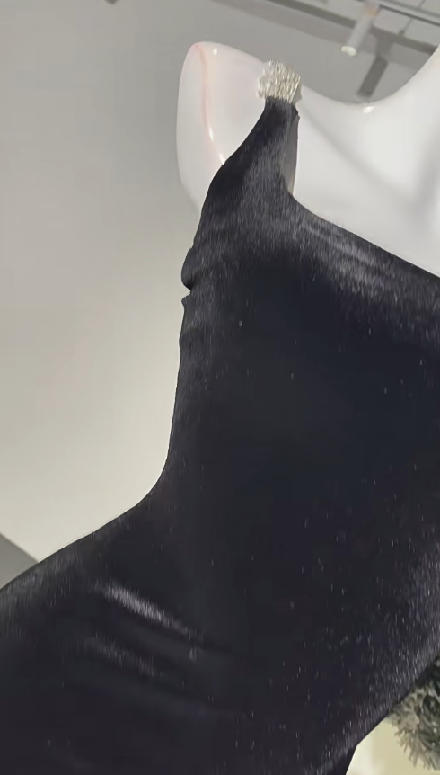 Robe de bal longue en satin noir à col carré et manches longues, robe de soirée simple et glamour, RF0849
