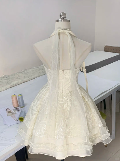 Elegant White Halter A-Line Tulle Lace Short Prom Dresses Homecoming Dresses with Open Back RF0866