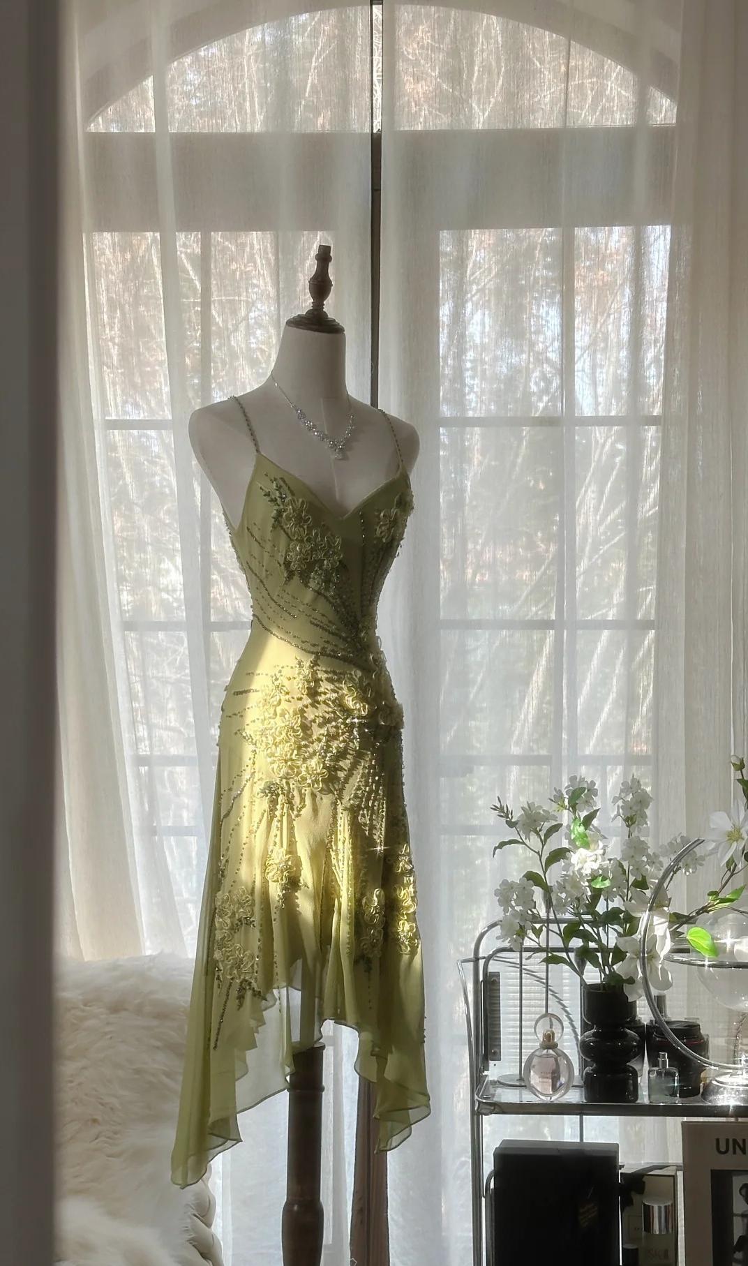 Elegant Green Spaghetti Straps Sheath Chiffon Beaded Short Prom Dresses RF0868