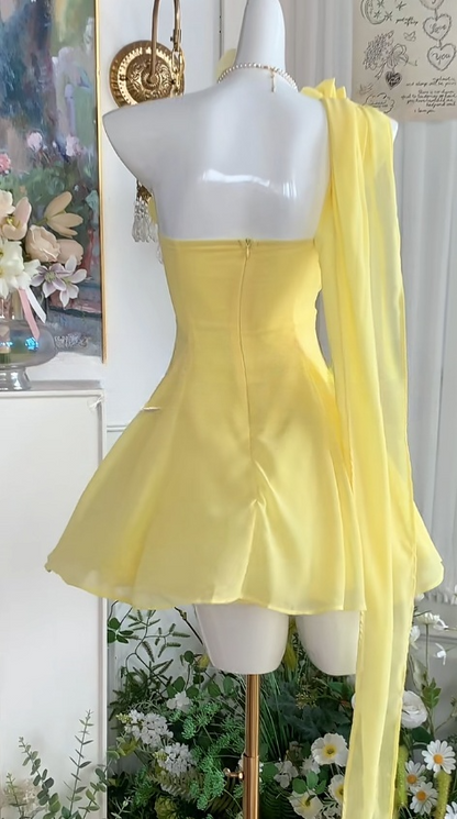 Robe de bal courte en tulle jaune asymétrique, coupe trapèze, pour anniversaire et fête, RF0885