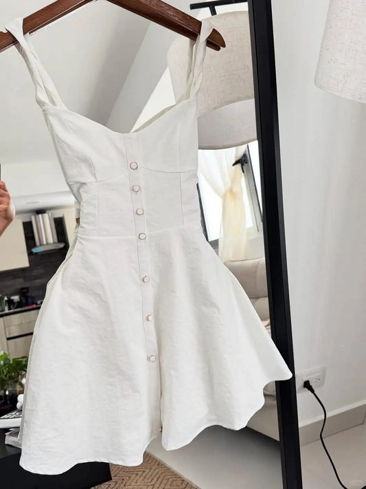 Robe de cocktail courte en satin blanc à bretelles spaghetti, coupe trapèze, RF0907