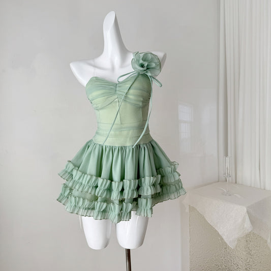 Robe de soirée trapèze en tulle vert féerique à col en cœur et appliqués 3D RF0934