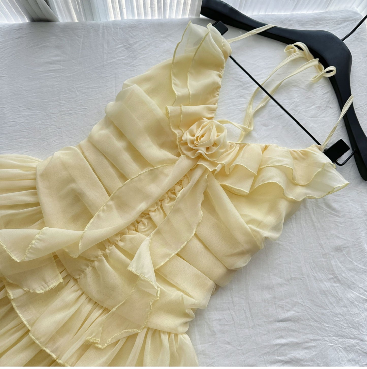 Chic Butter Yellow Halter Neck A-Line Net sh Short Birthday Party Dress RF0936