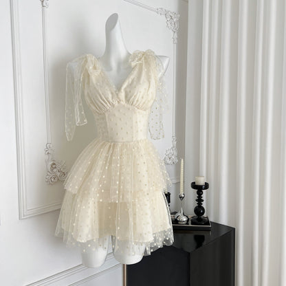 Robe de bal courte en tulle jaune clair à col en V et coupe trapèze, tenue de fête d'anniversaire RF0938