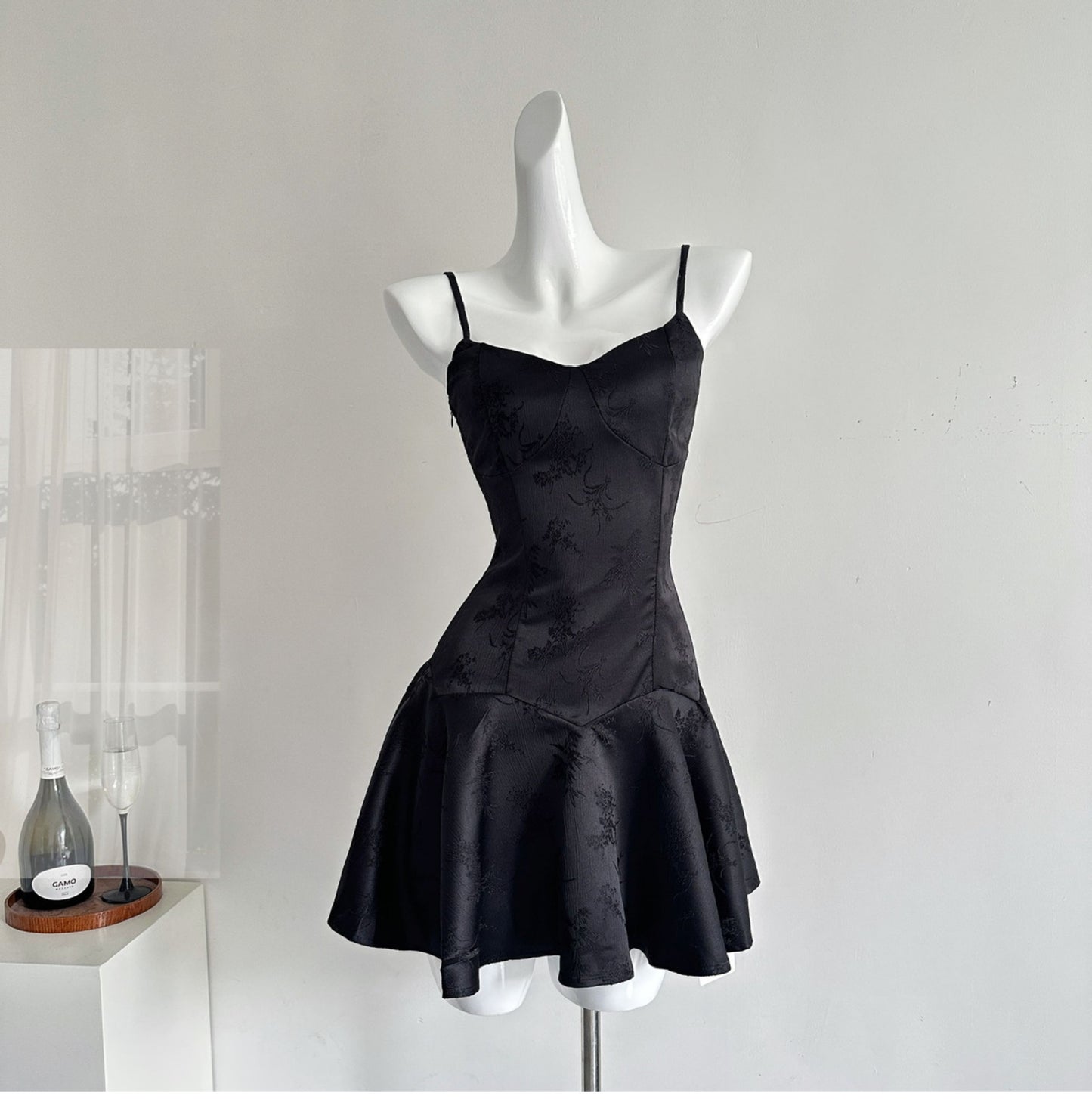 Robe de soirée courte en satin rose à bretelles spaghetti, coupe trapèze, tenue d'anniversaire tendance, RF0942