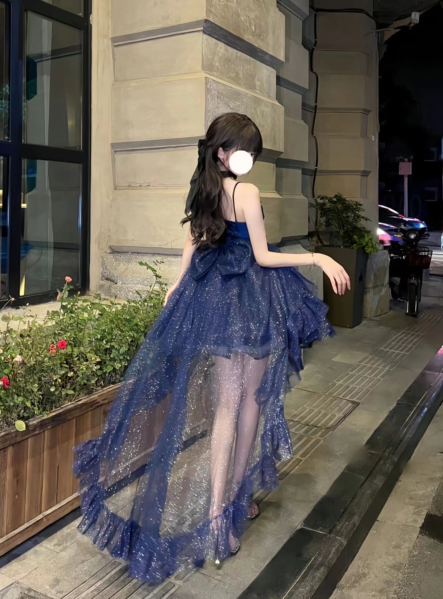 Superbe robe de bal courte bleue scintillante à bretelles spaghetti en tulle RF0992