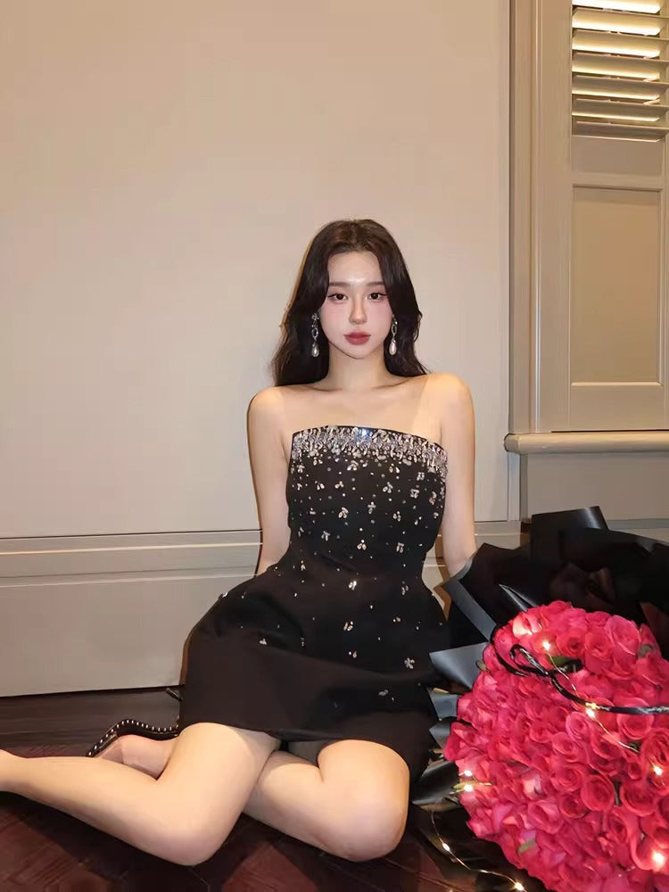 Chic Strapless Sheath Satin Rhinestone Short Party Dresses Black Homecoming Dress RF0993