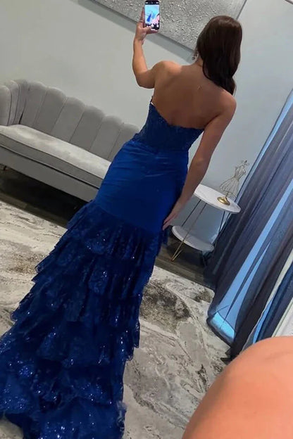 Robe de bal sirène modeste en dentelle rouge fendue et décolleté en cœur, robe de bal d'inspiration, robe de remise de diplôme RB1165