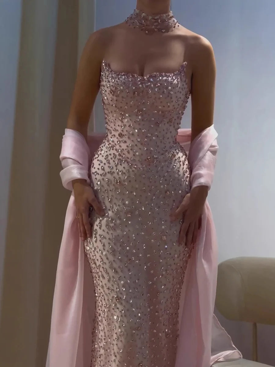 Bezauberndes, trägerloses, ärmelloses, langes Meerjungfrauen-Abendkleid mit Perlenstickerei für Damen AB1511